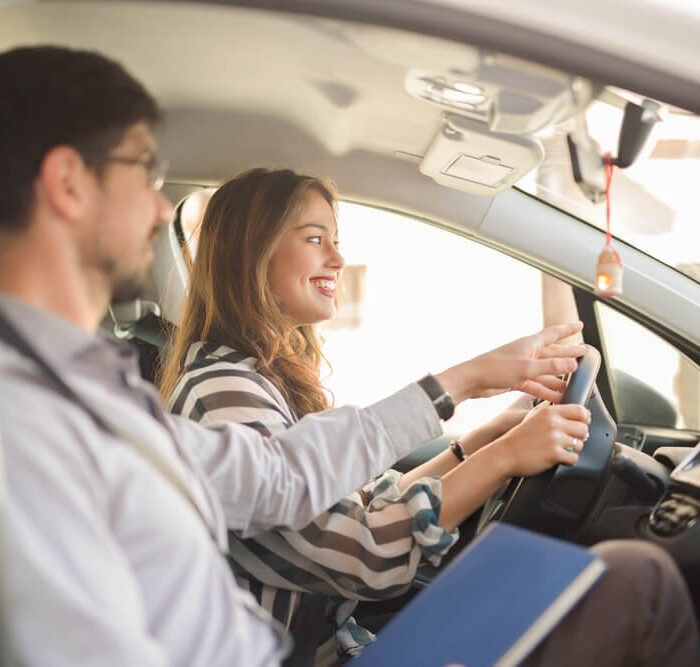 How to Choose the Right Driving Instructor in San Diego